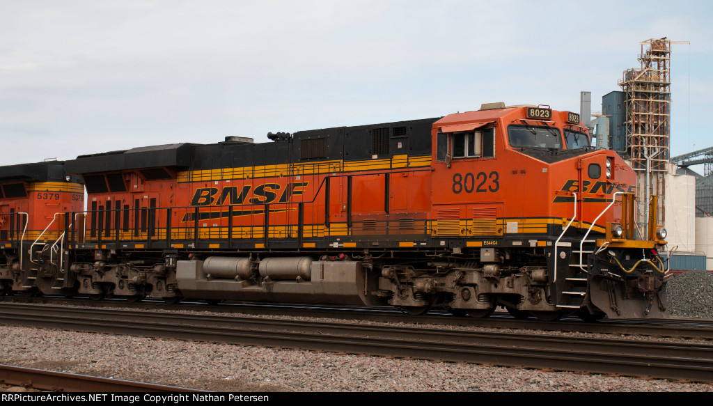 BNSF 8023